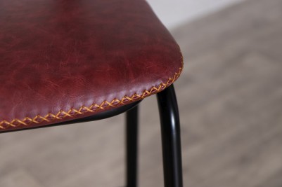 london-bar-stool-cambridge-red-seat-detail